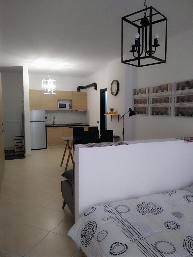 Coastal Apartment Durrës Buitenkant foto