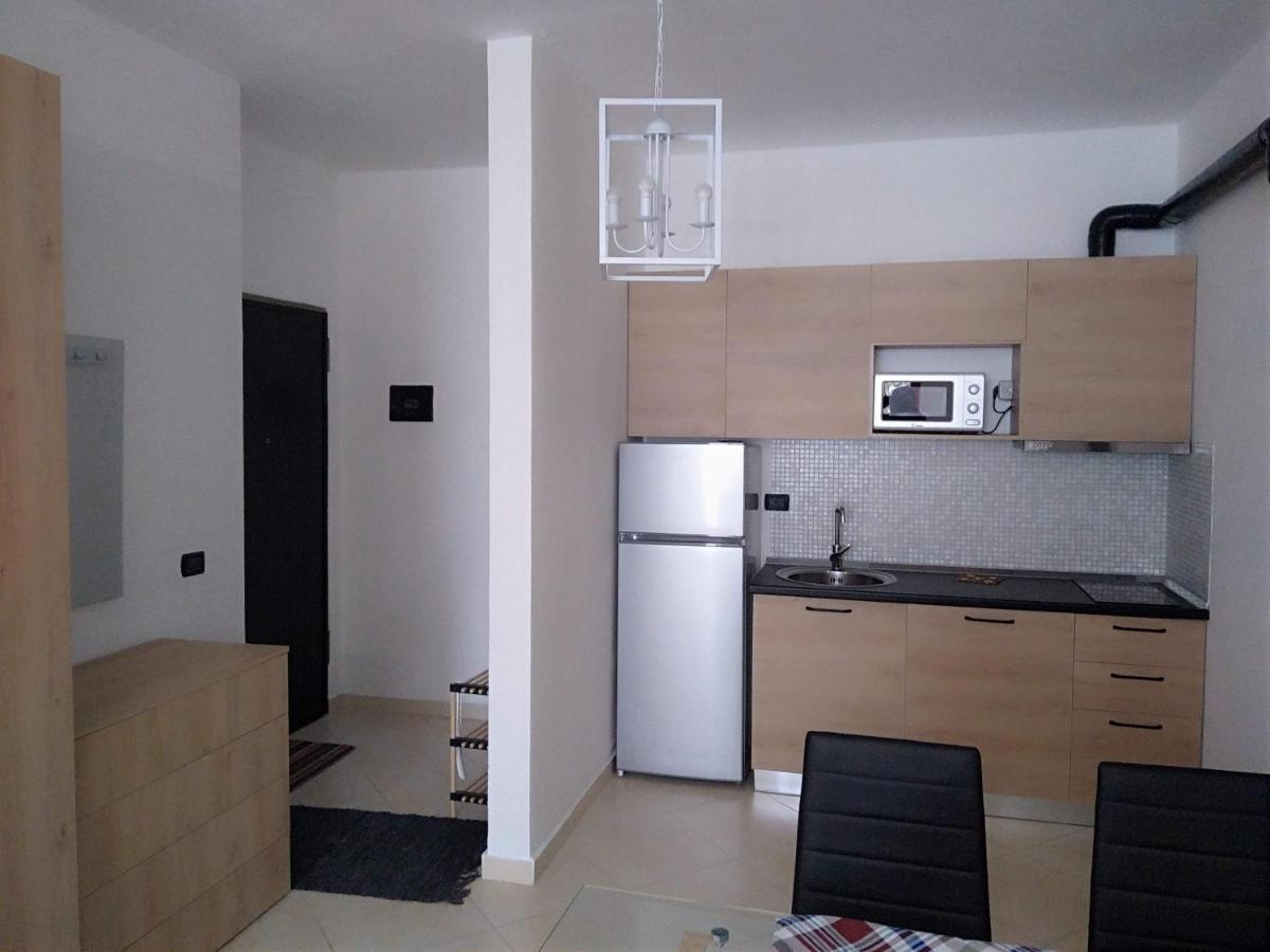 Coastal Apartment Durrës Buitenkant foto